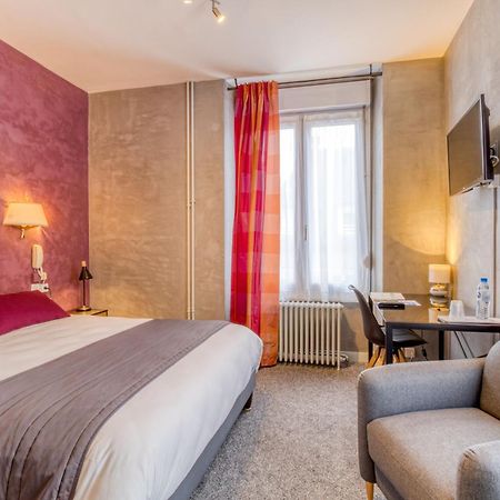 Brit Hotel Le Cygne Saint-Hilaire-du-Harcouët 外观 照片