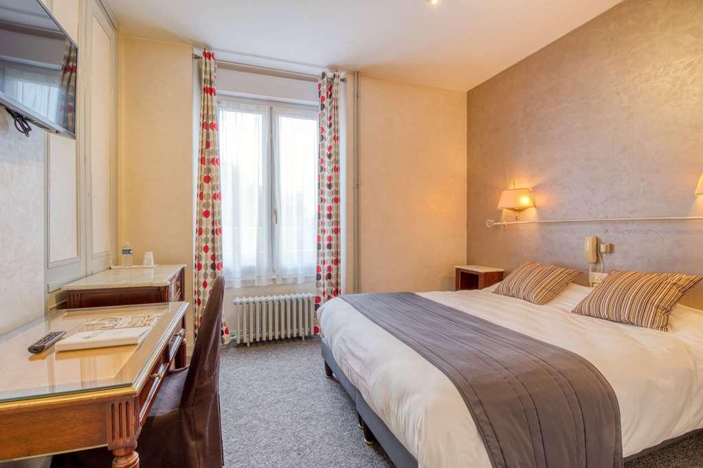 Brit Hotel Le Cygne Saint-Hilaire-du-Harcouët 客房 照片