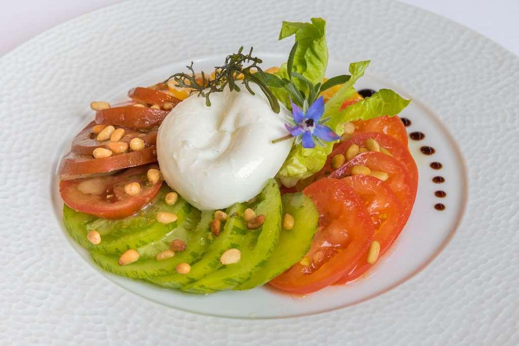 Brit Hotel Le Cygne Saint-Hilaire-du-Harcouët 餐厅 照片