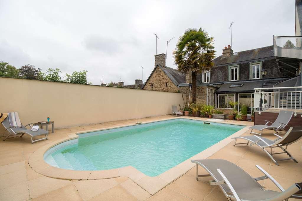Brit Hotel Le Cygne Saint-Hilaire-du-Harcouët 设施 照片