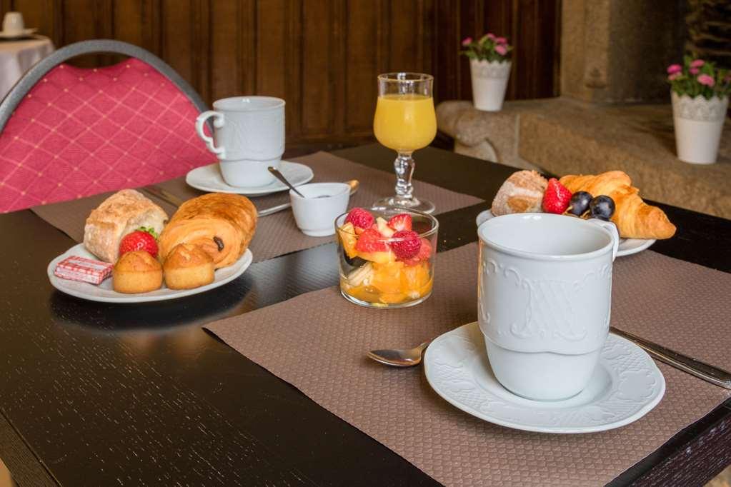 Brit Hotel Le Cygne Saint-Hilaire-du-Harcouët 餐厅 照片