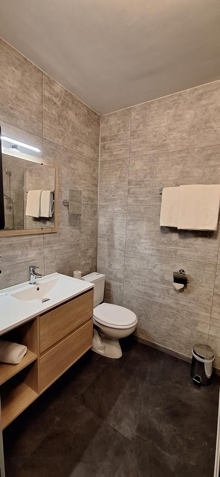 Brit Hotel Le Cygne Saint-Hilaire-du-Harcouët 外观 照片