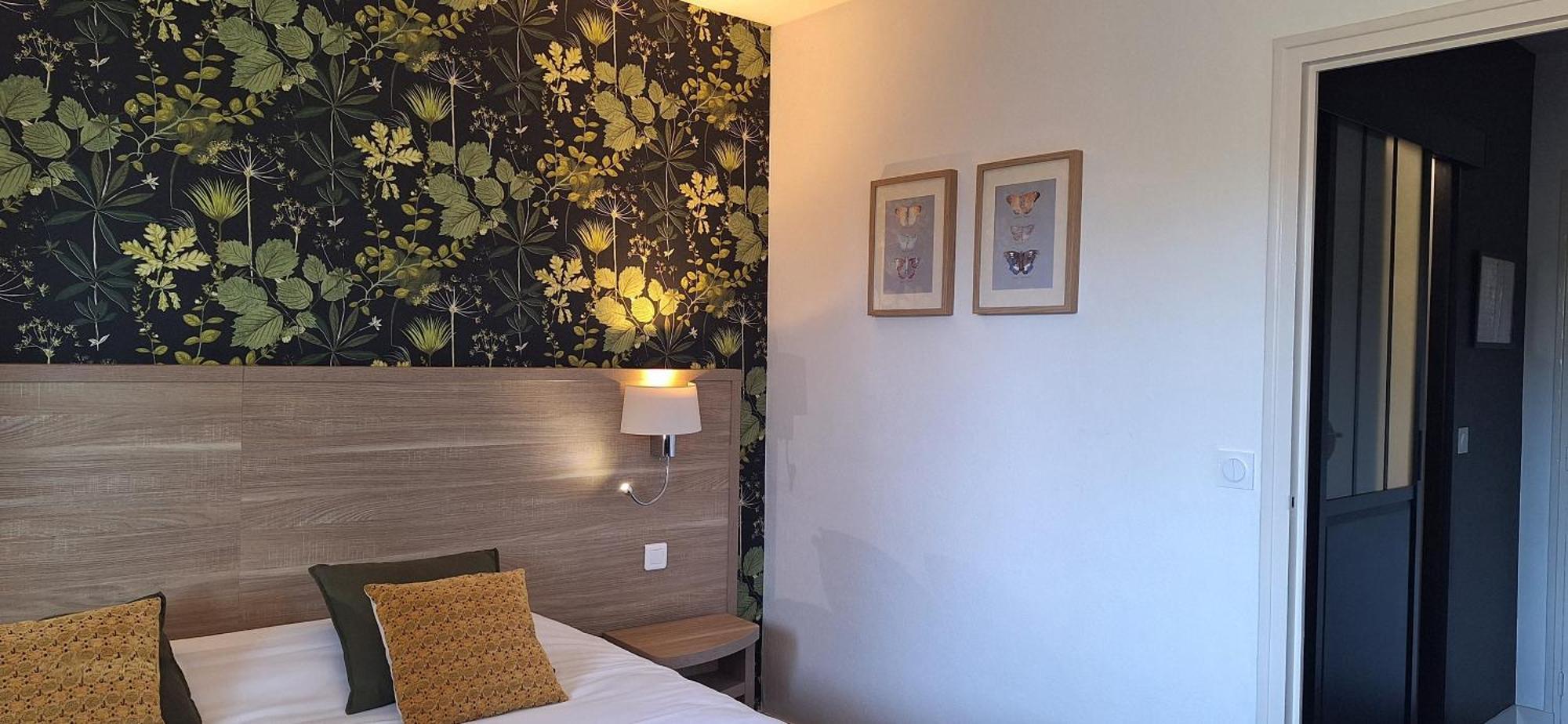 Brit Hotel Le Cygne Saint-Hilaire-du-Harcouët 外观 照片