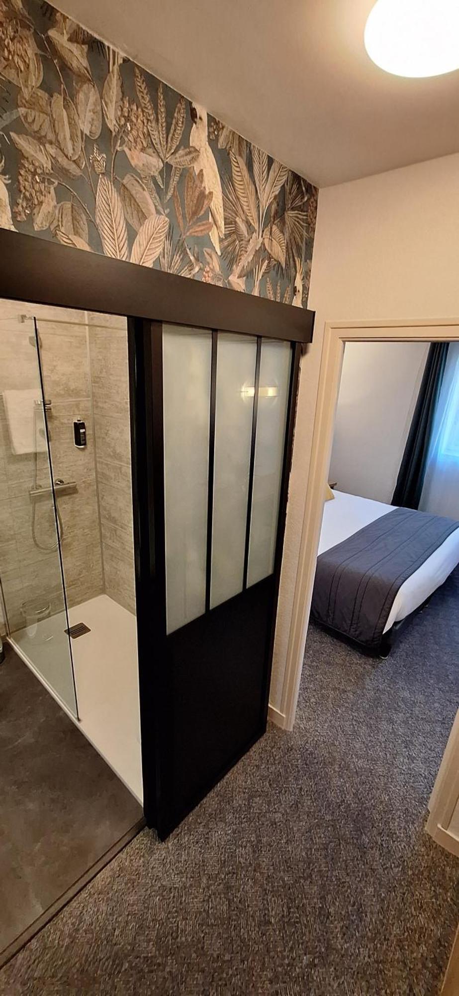 Brit Hotel Le Cygne Saint-Hilaire-du-Harcouët 外观 照片