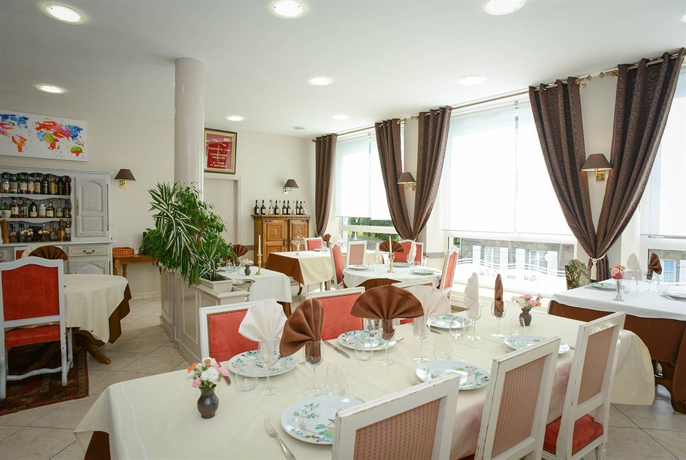 Brit Hotel Le Cygne Saint-Hilaire-du-Harcouët 外观 照片